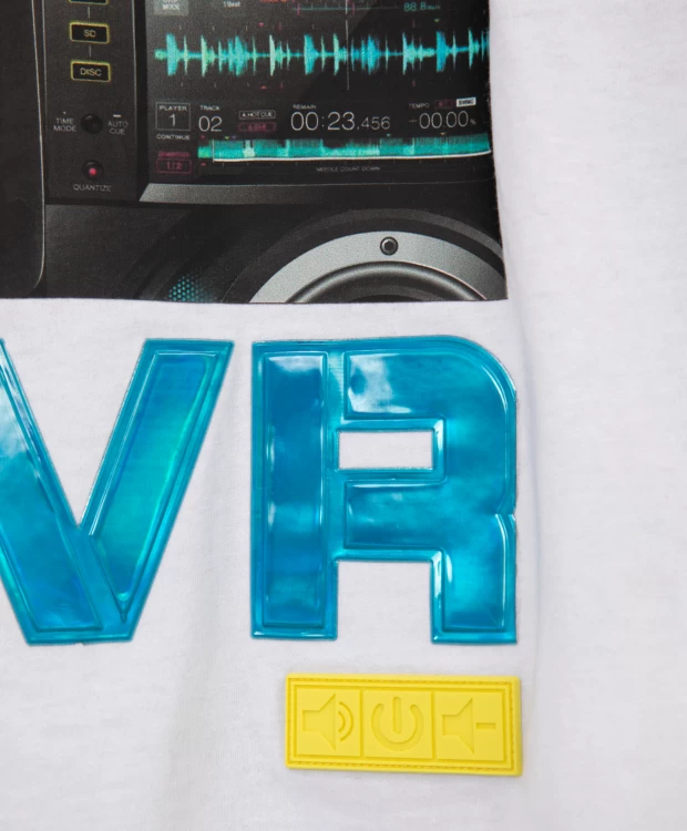 фото Футболка свободной формы с заниженной линией спинки и спущенным плечом gulliver (134)