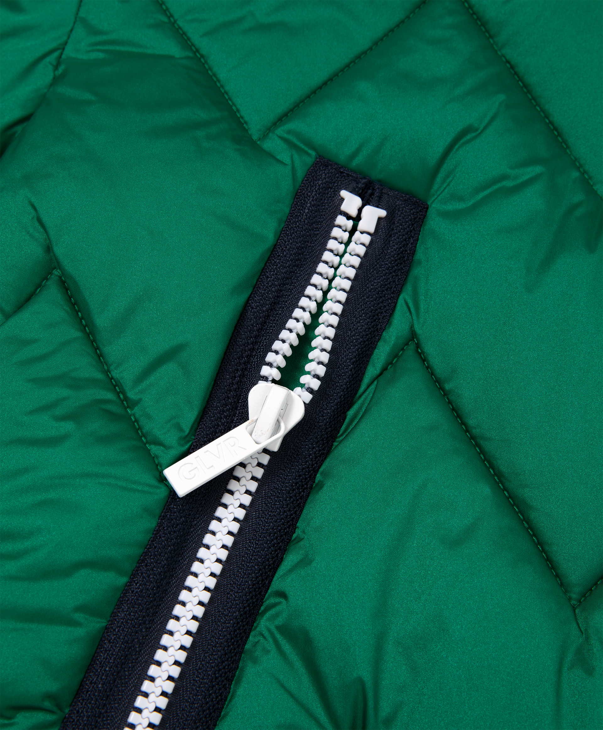 фото Куртка демисезонная с капюшоном зеленая gulliver