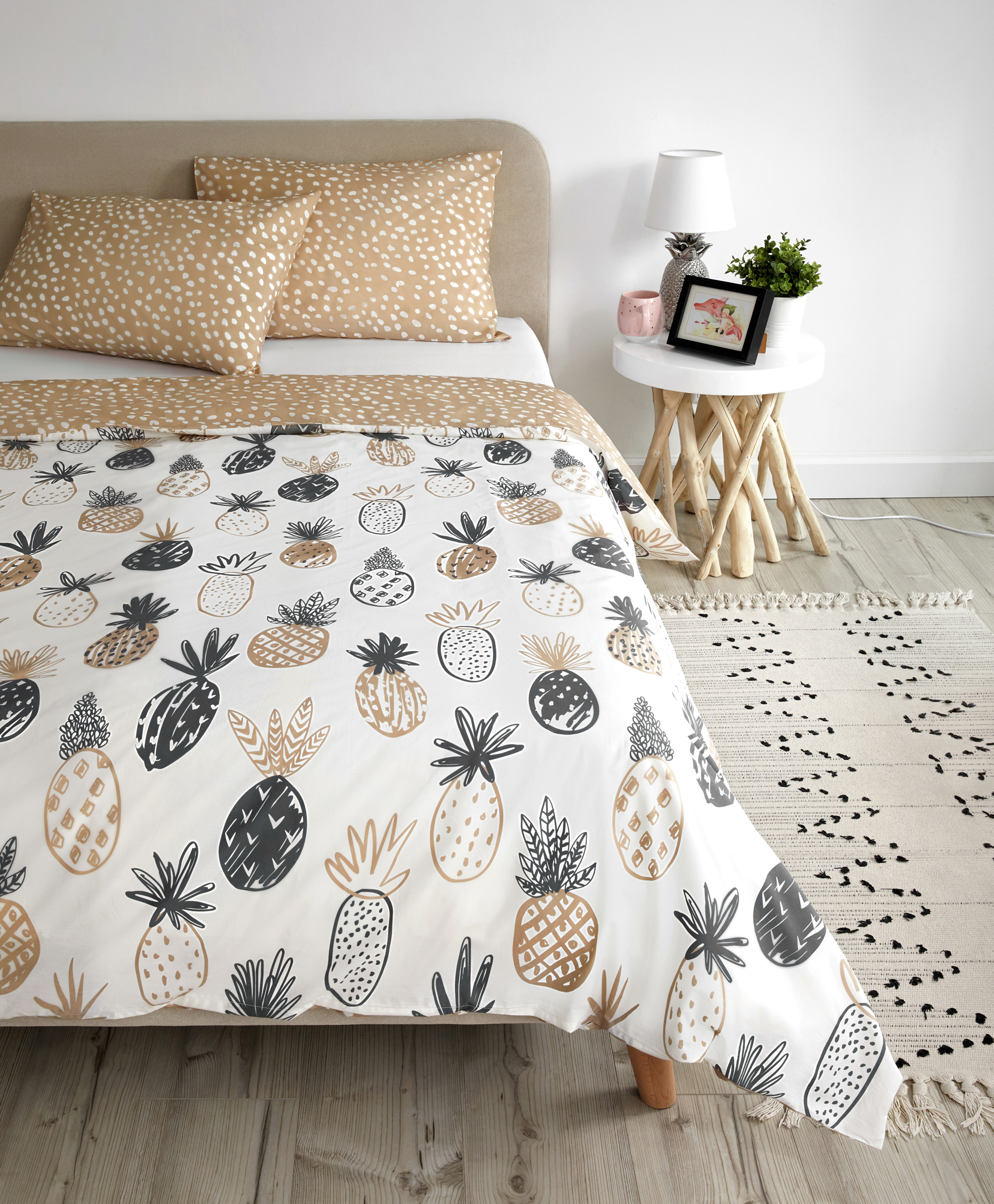 фото Комплект постельного белья &quot;ананасы&quot; 1,5 спальный белый gulliver