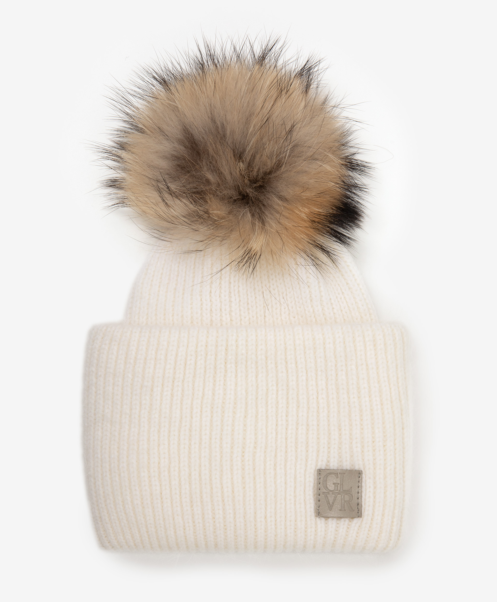 фото Шапка вязаная молочного цвета с помпоном gulliver