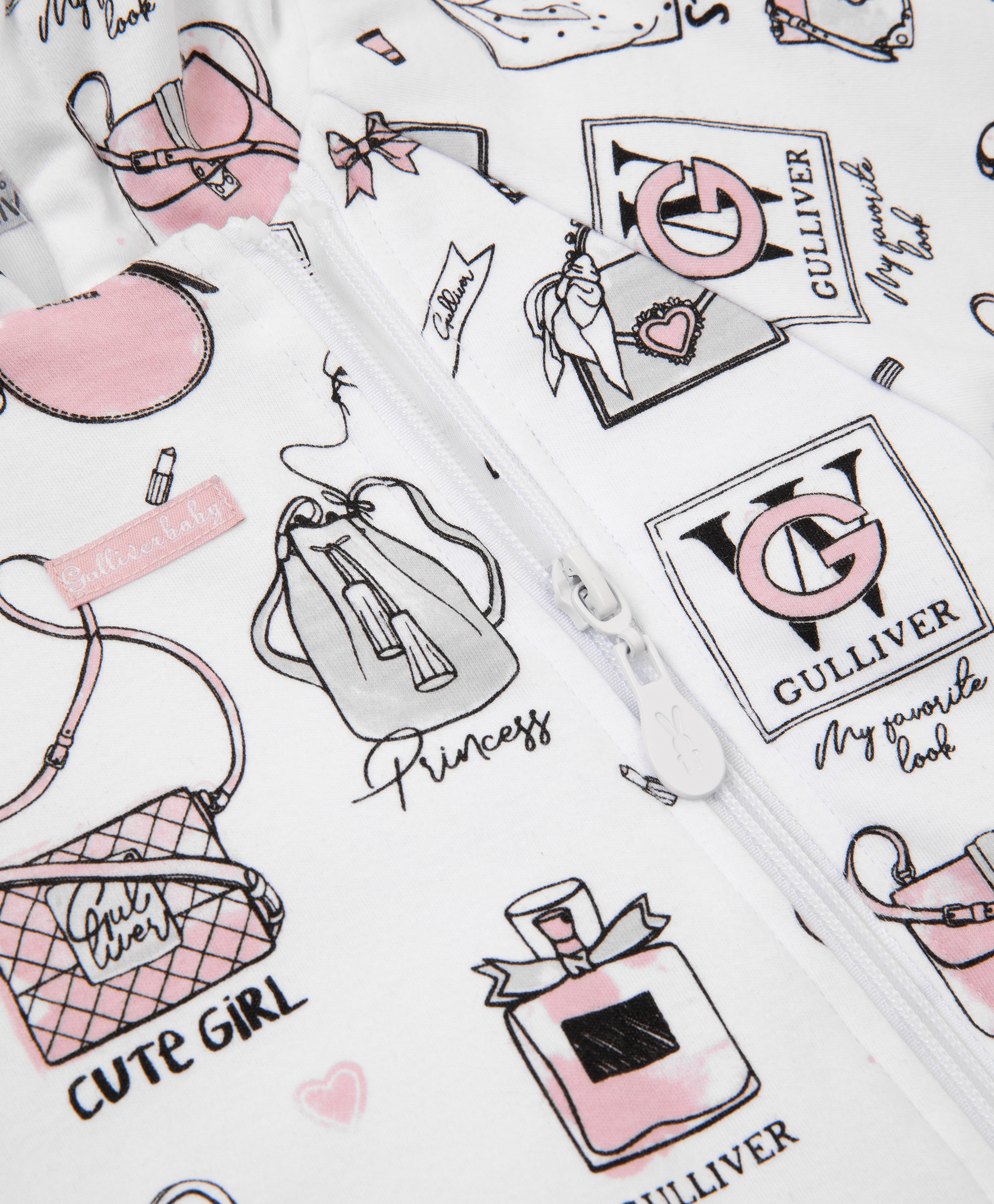 фото Комбинезон утепленный на застежке-молнии белый с принтом gulliver