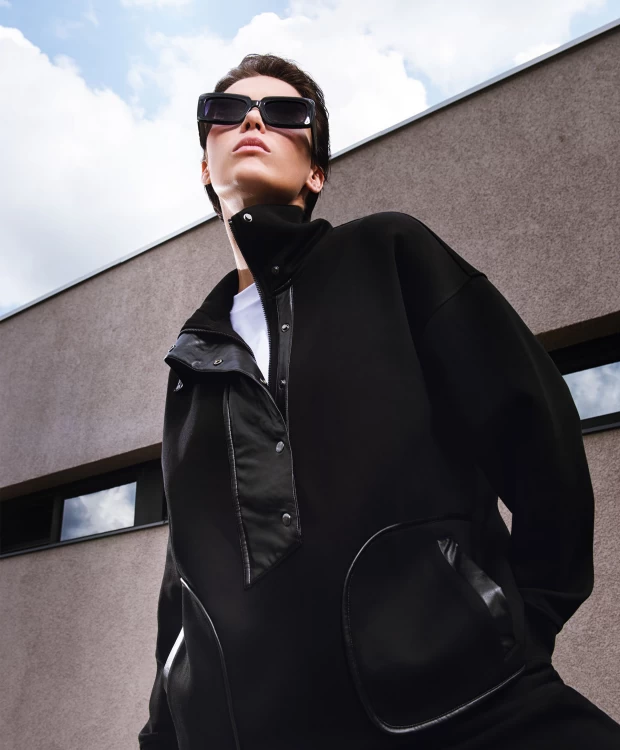 фото Толстовка из экокожи черная glvr (l)