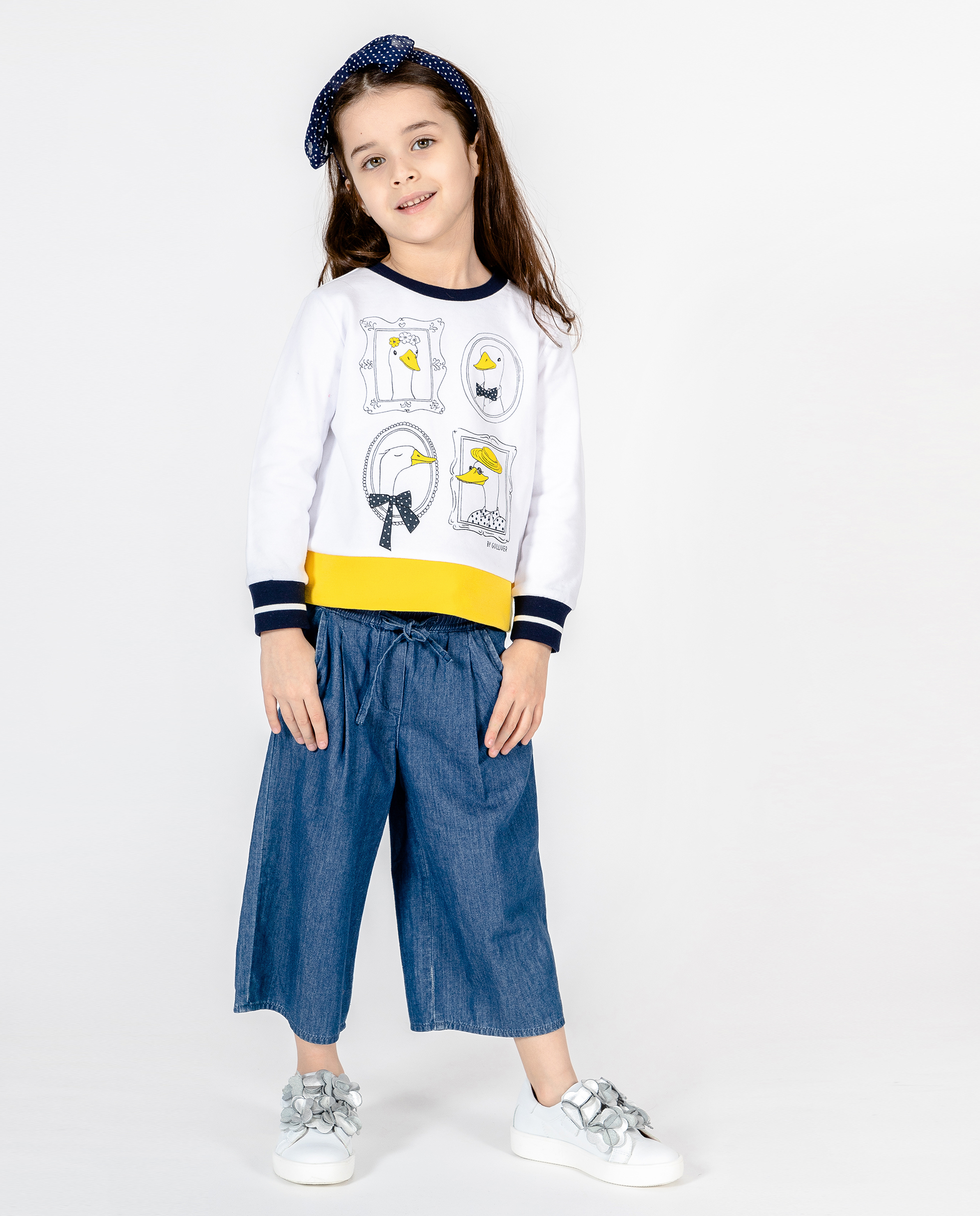 фото Белая толстовка из футера gulliver