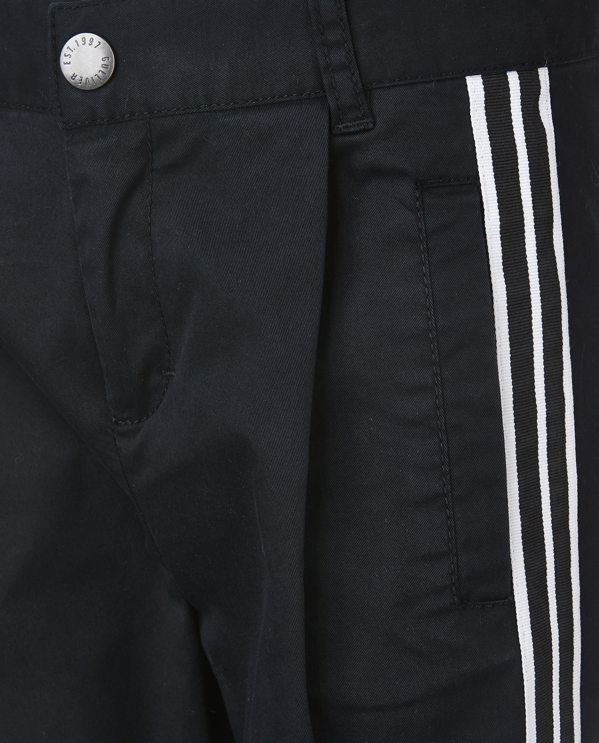 Черные брюки с лампасами Gulliver 11905BMC6301, размер 98, цвет черный - фото 4