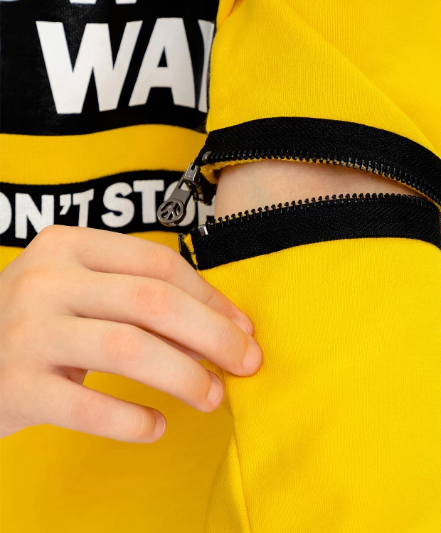 фото Желтая толстовка с принтом gulliver (146)