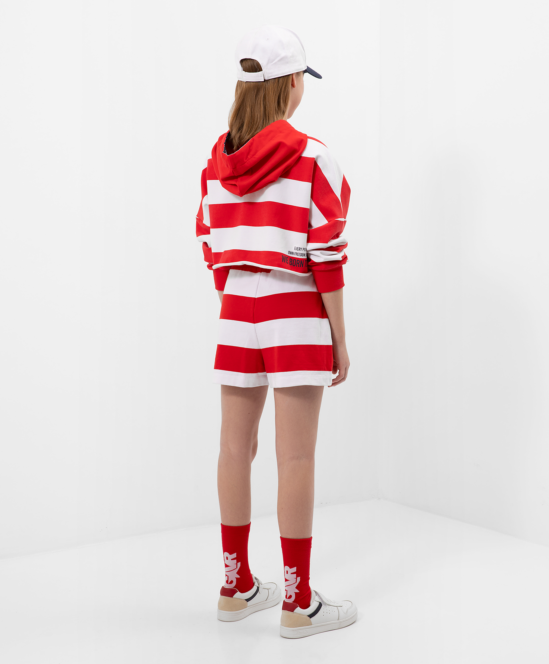 фото Шорты в широкую полоску gulliver