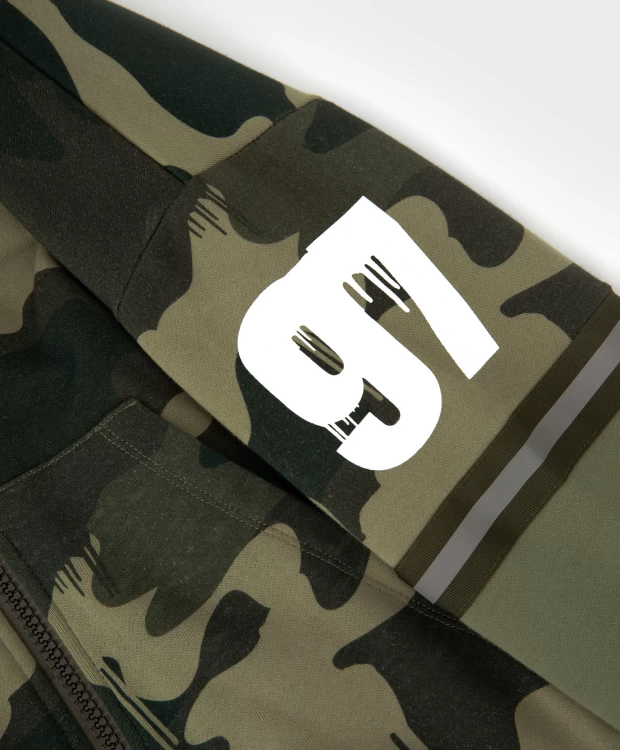 фото Толстовка на молнии с капюшоном и светоотражающими элементами хаки gulliver (152)