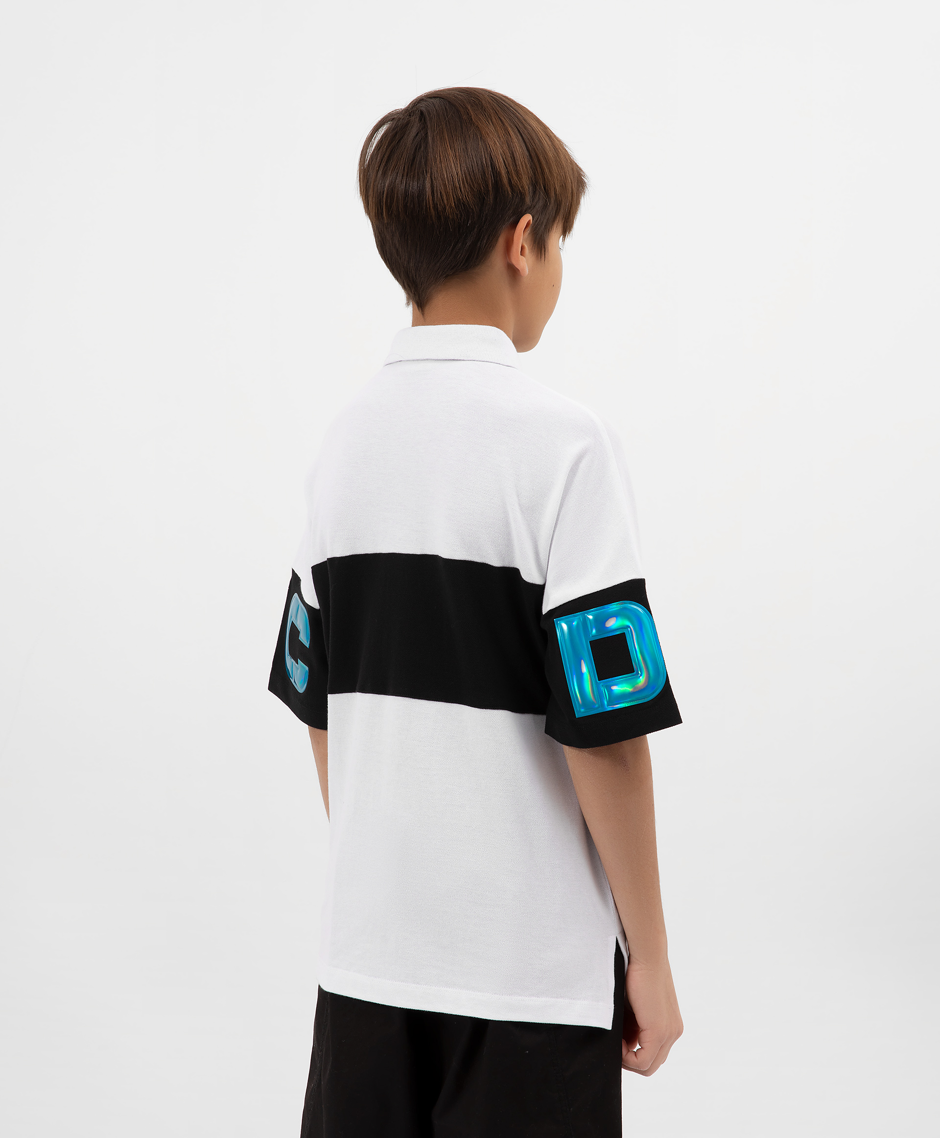 фото Футболка-поло в стиле колорблок белая gulliver