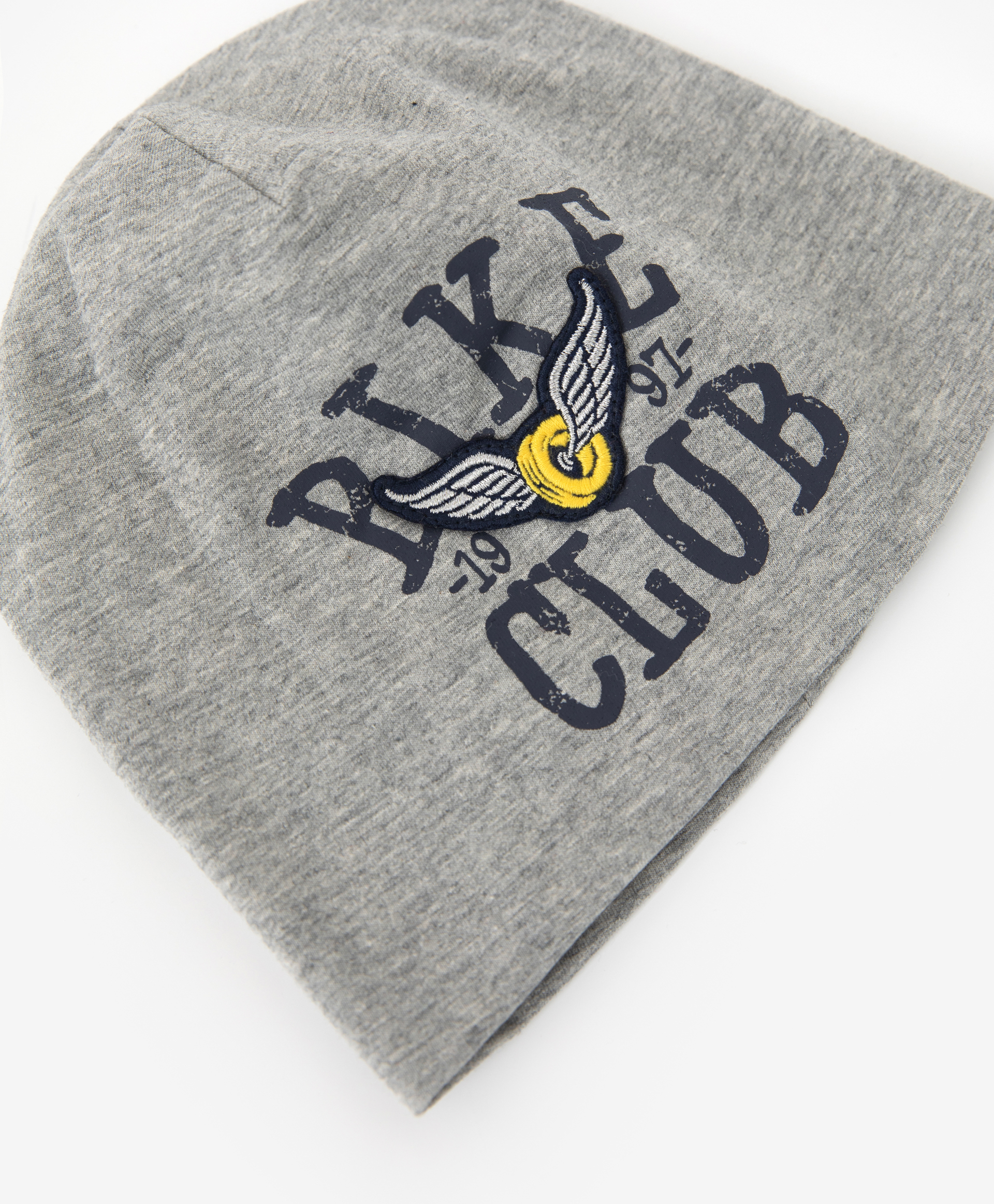 фото Шапка с принтом серая gulliver