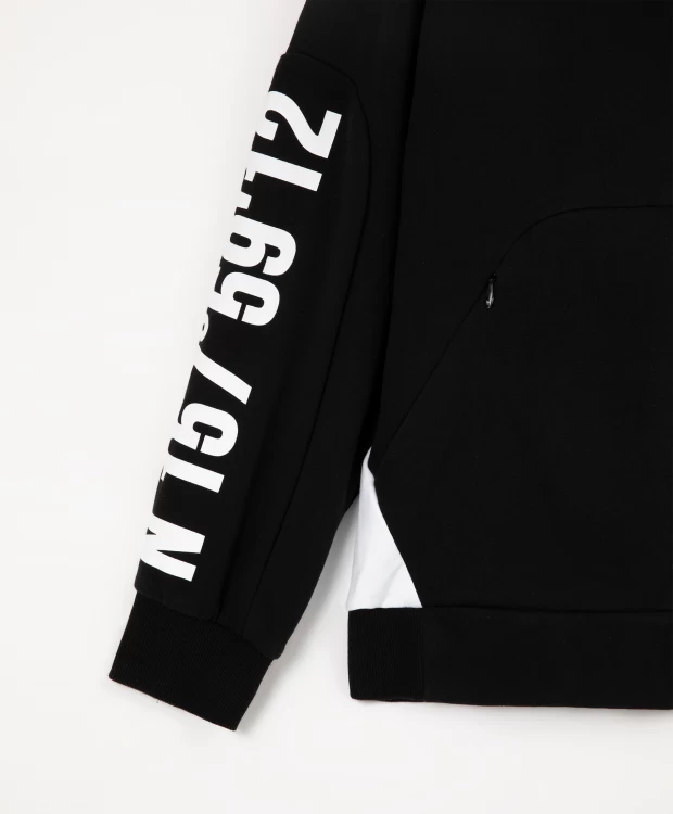 фото Толстовка с капюшоном черная gulliver (140)