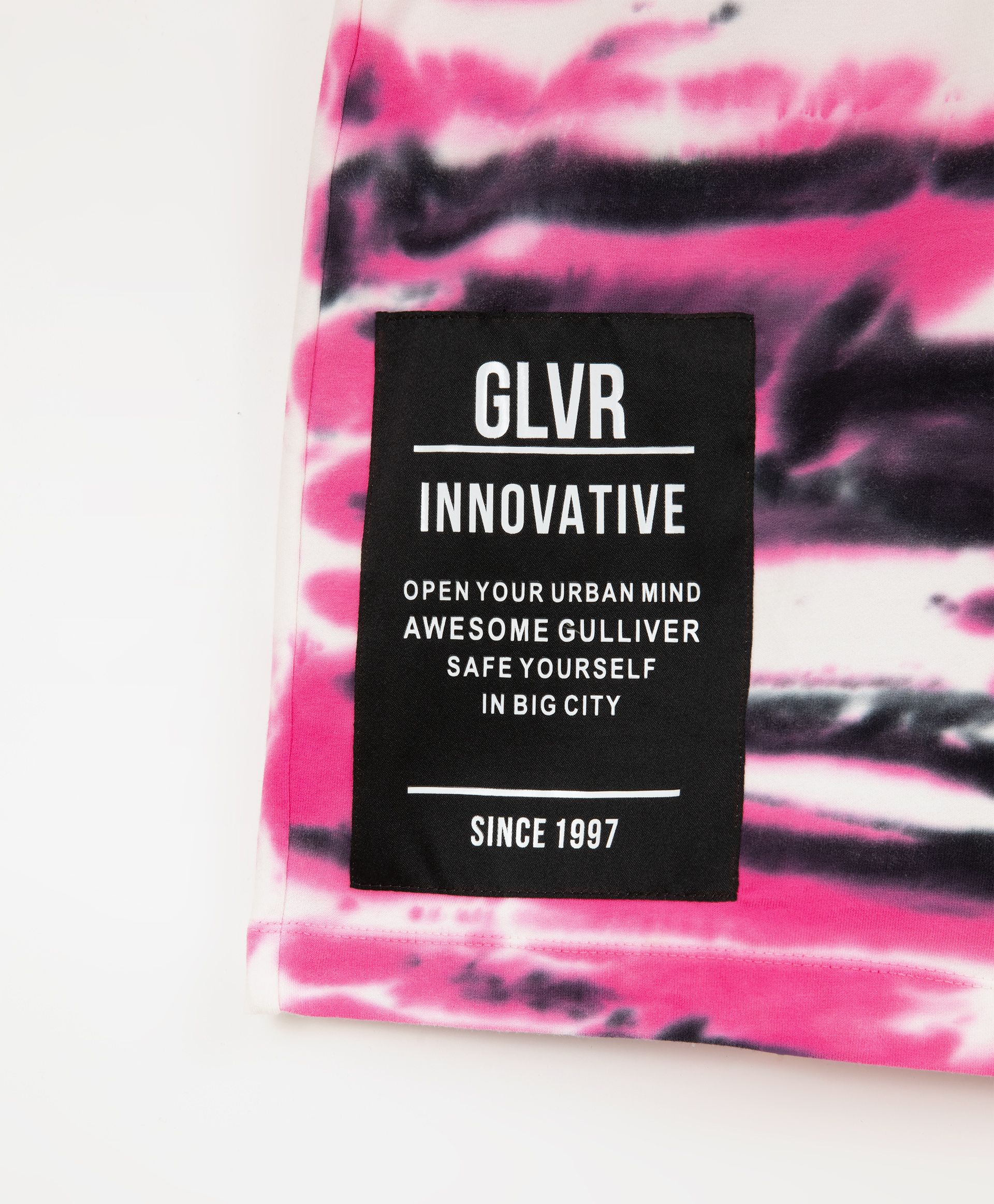 фото Шорты мужские из тонкого футера с модным динамичным рисунком gulliver