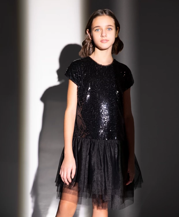 Платье комбинированное с коротким рукавом черное Gulliver платье с коротким рукавом черное gulliver для девочек размер 140 мод 123gpgc2503