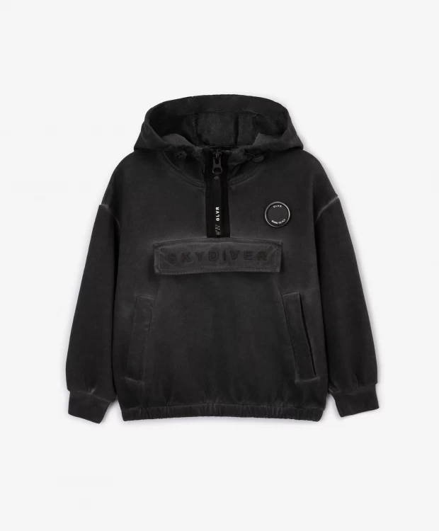 фото Толстовка с короткой молнией модного графитового цвета gulliver (122)