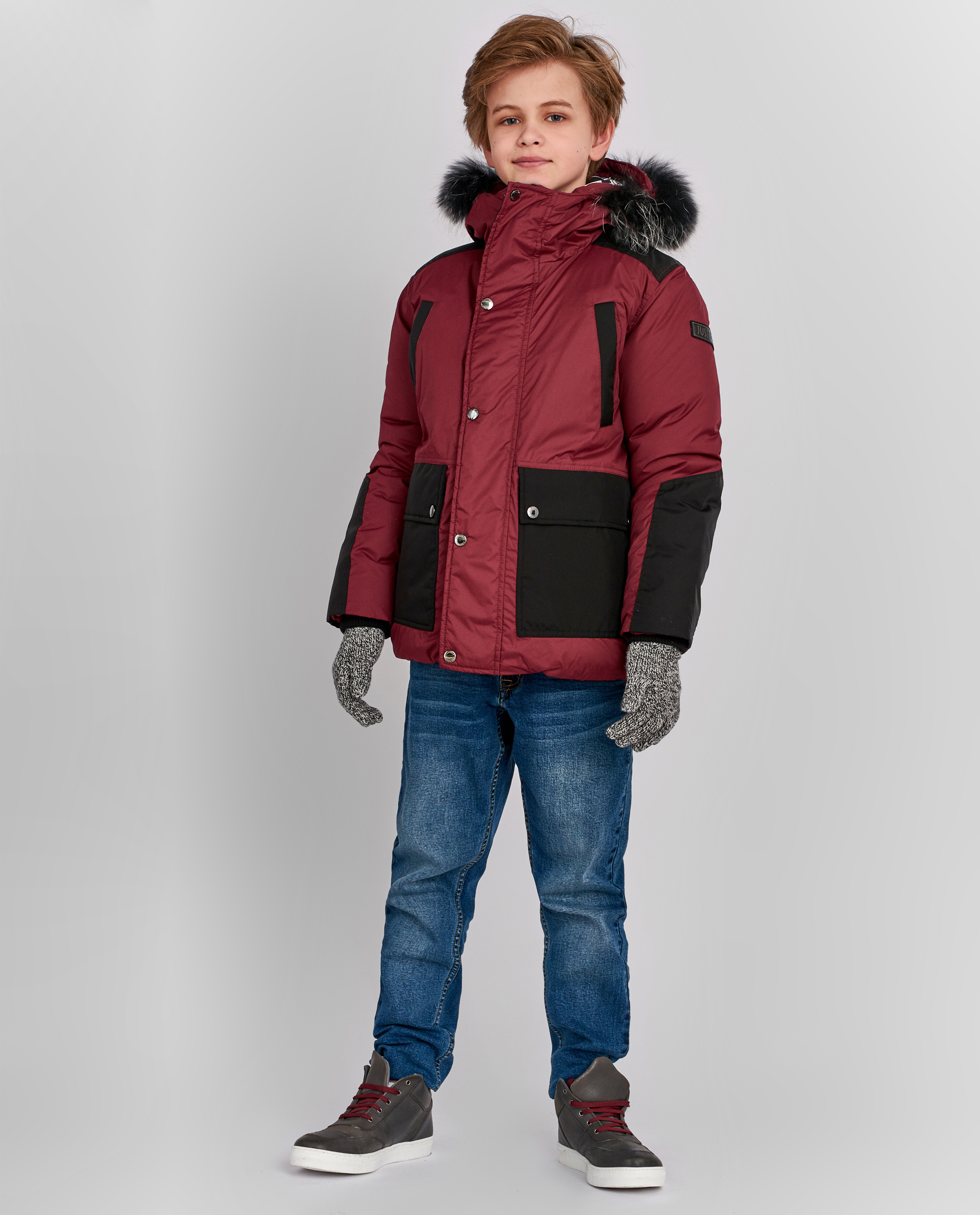 фото Бордовая зимняя куртка gulliver