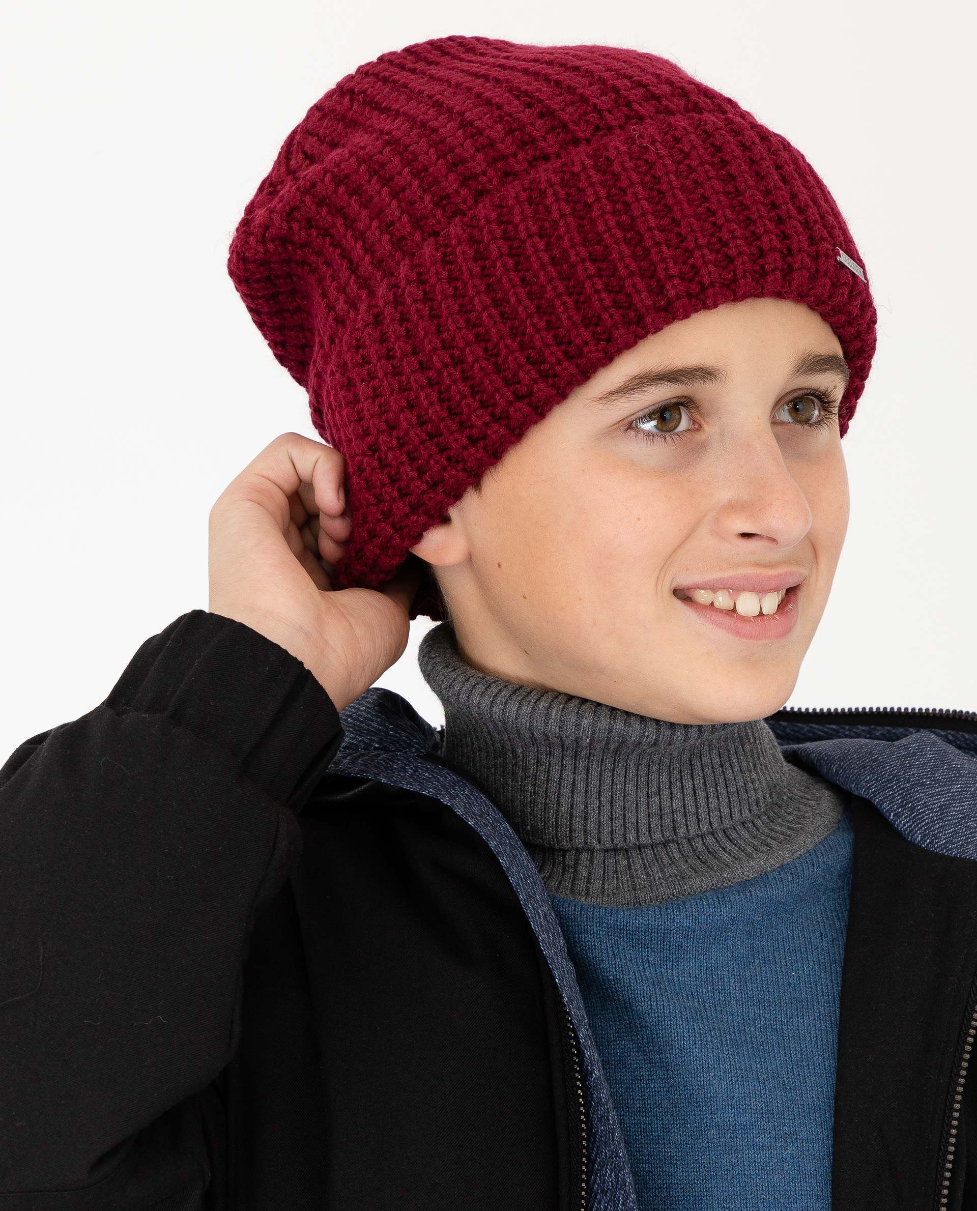 фото Бордовая вязаная шапка на подкладке gulliver