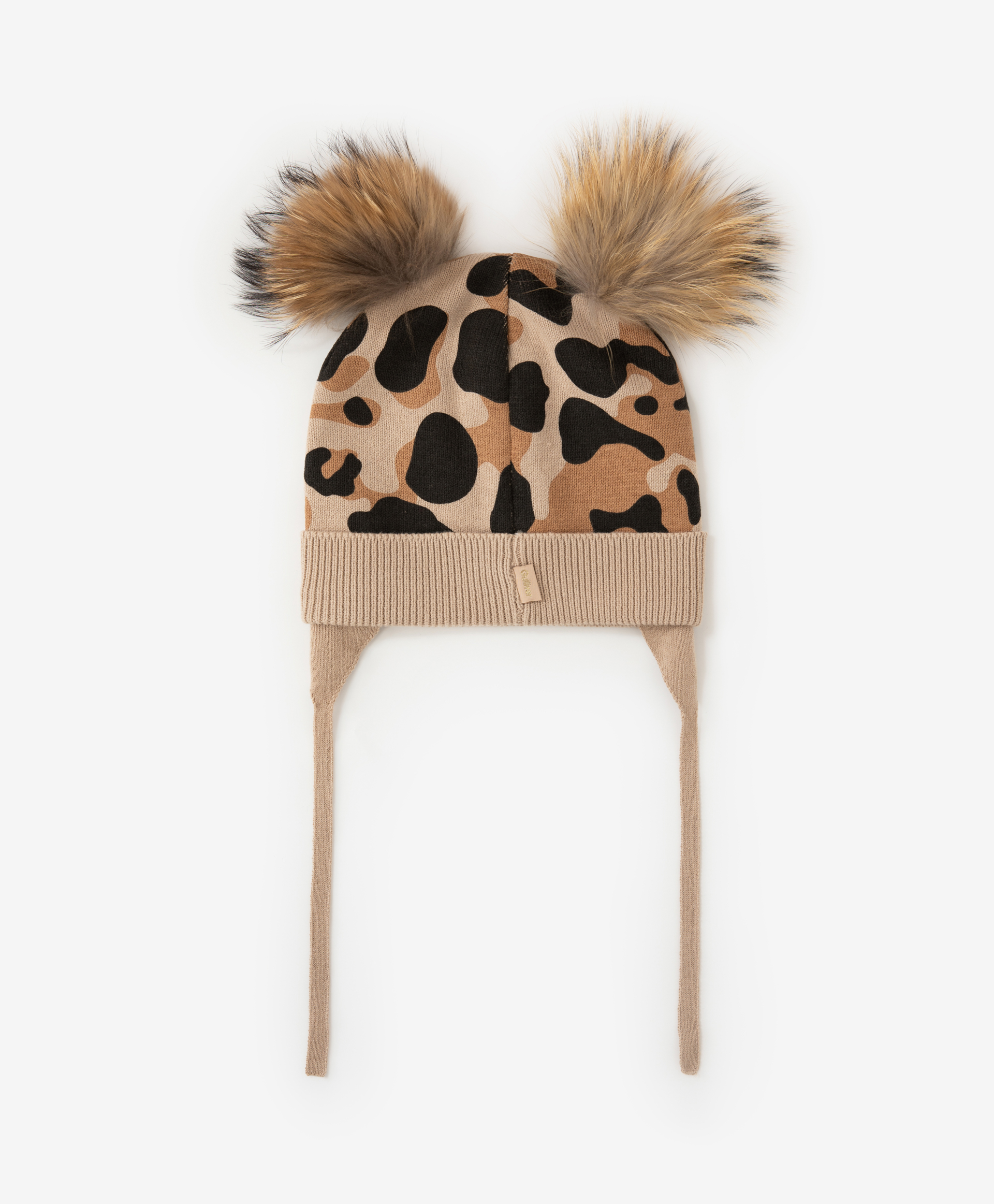 фото Шапка вязанаяс помоном gulliver