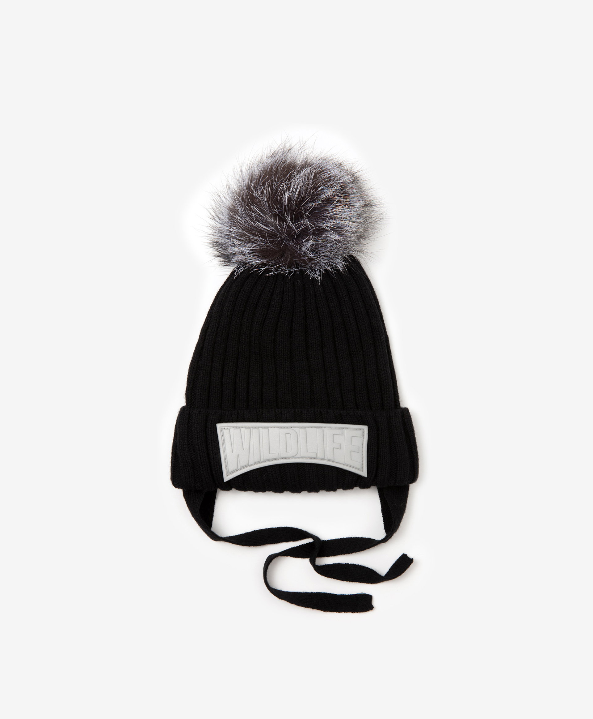 фото Шапка вязаная с помпоном черная gulliver