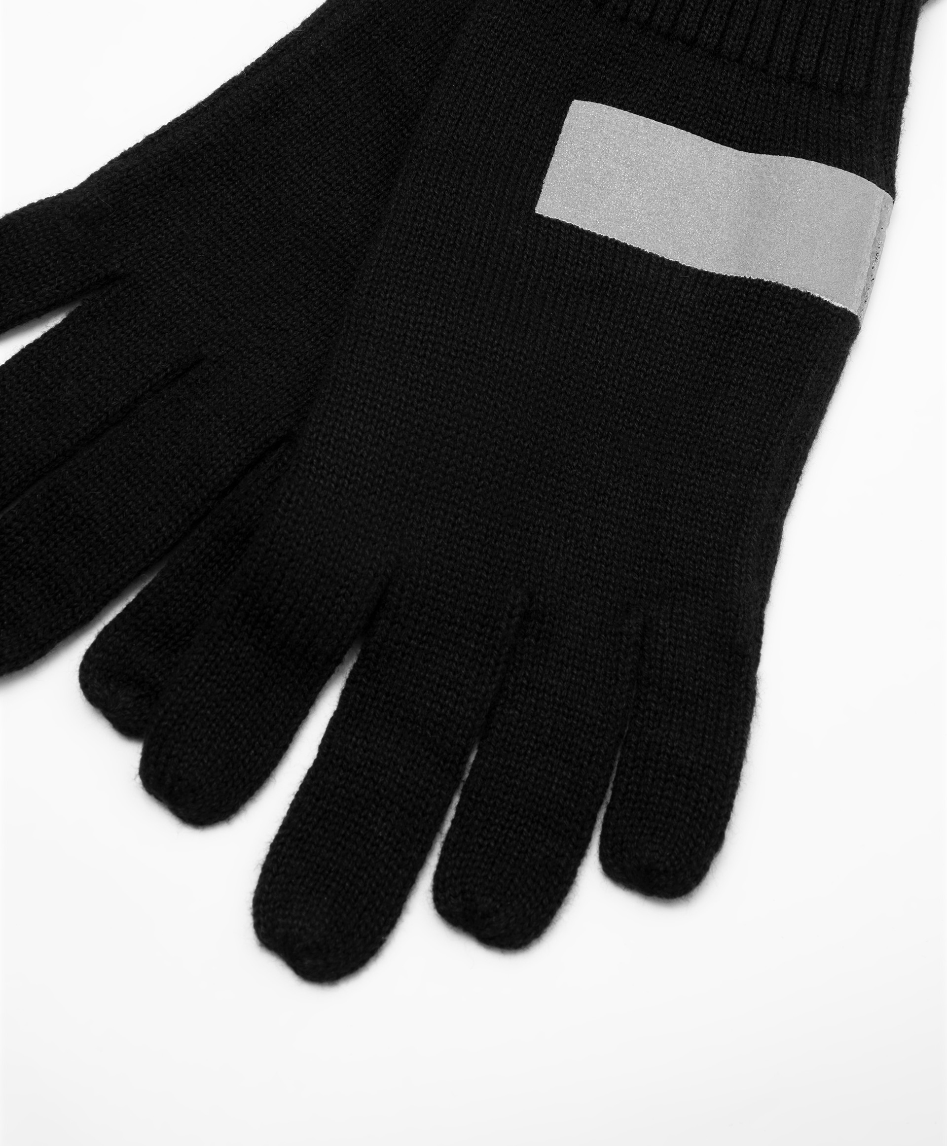 Перчатки вязаные черные Gulliver 22210BJC7603, размер 16 - фото 3