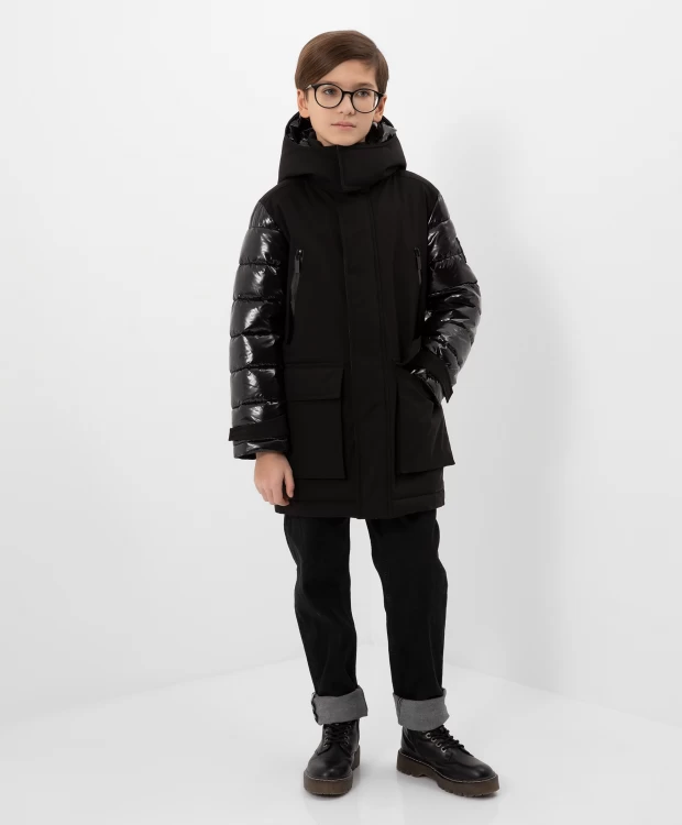 Куртка утепленная объемной формы с крупным принтом черная Gulliver