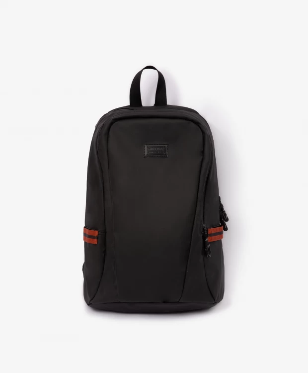 Рюкзак с капюшоном черный Gulliver рюкзак комбинированный черный gulliver