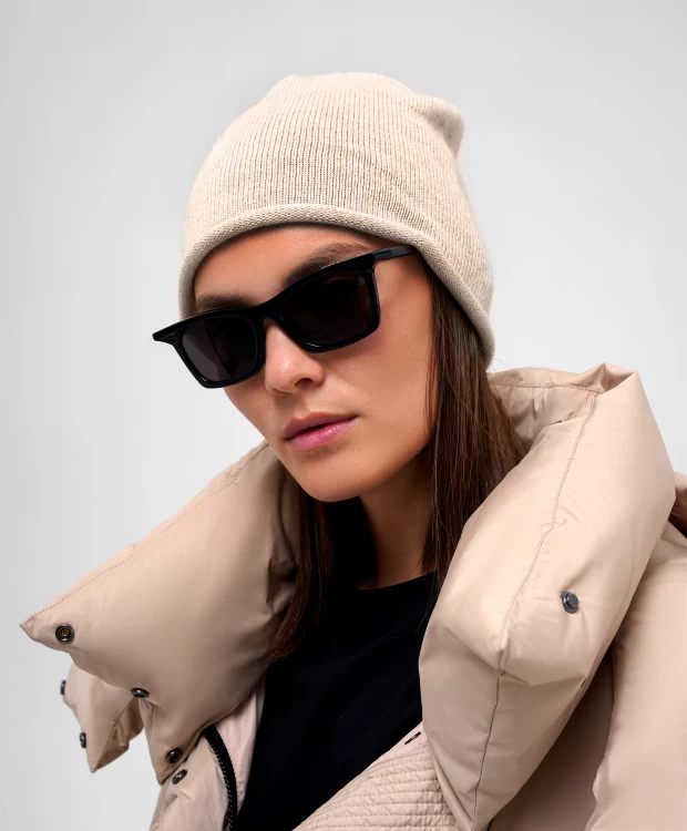 фото Шапка вязаная бежевая glvr (one size)