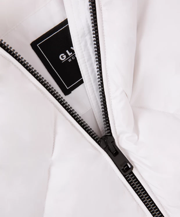 фото Куртка оверсайз с капюшоном белая glvr (l)