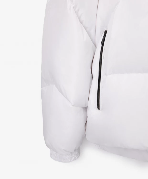 фото Куртка оверсайз с капюшоном белая glvr (l)